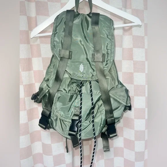 NWOT Free People The Adventurer Pack - Picture 5 of 9